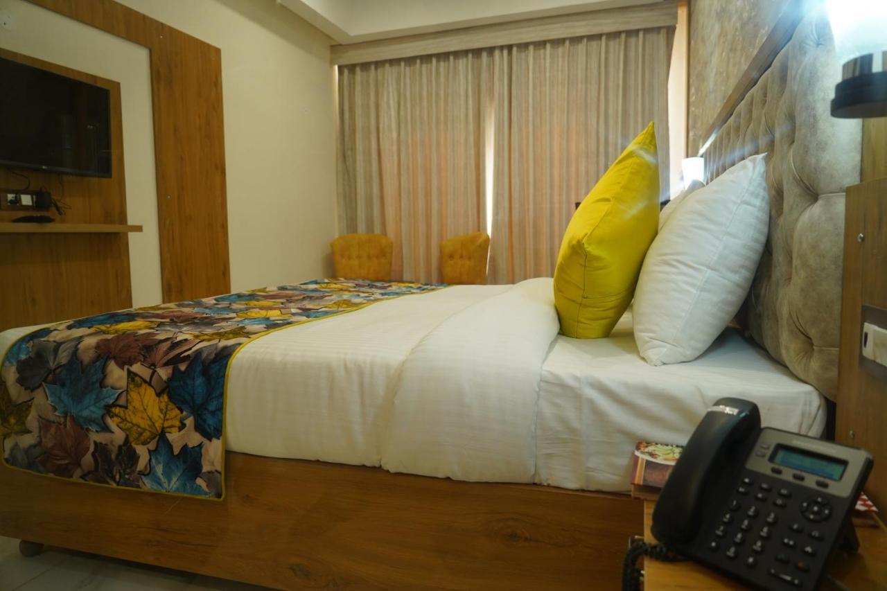 Kharar Hotel Shanti Sagar المظهر الخارجي الصورة