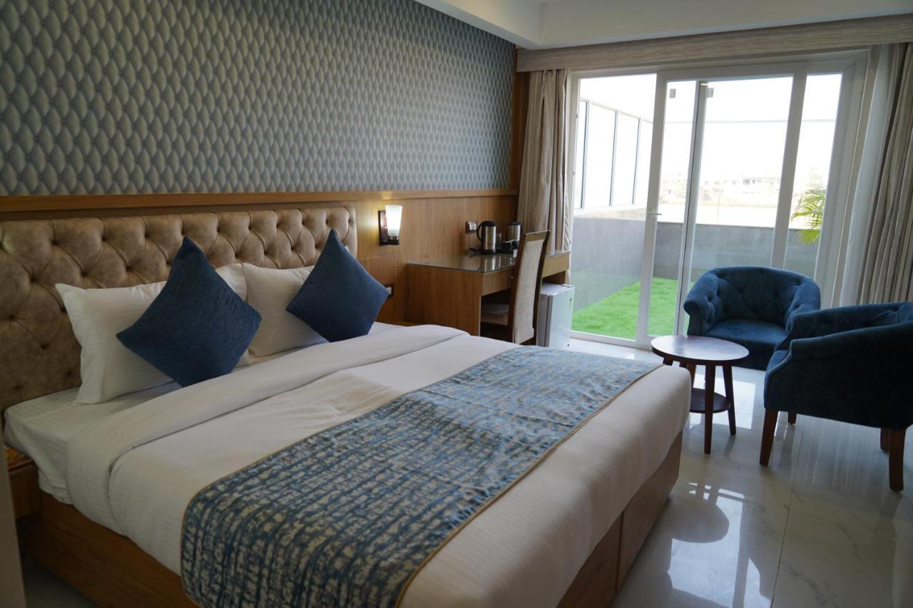 Kharar Hotel Shanti Sagar المظهر الخارجي الصورة